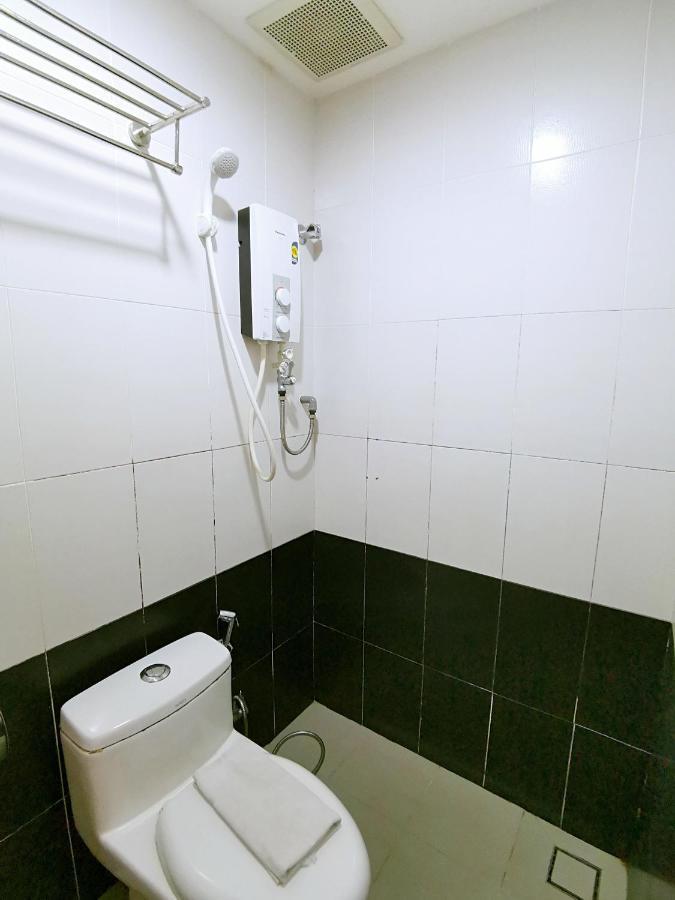 Hkf Hotel Каджанг Экстерьер фото